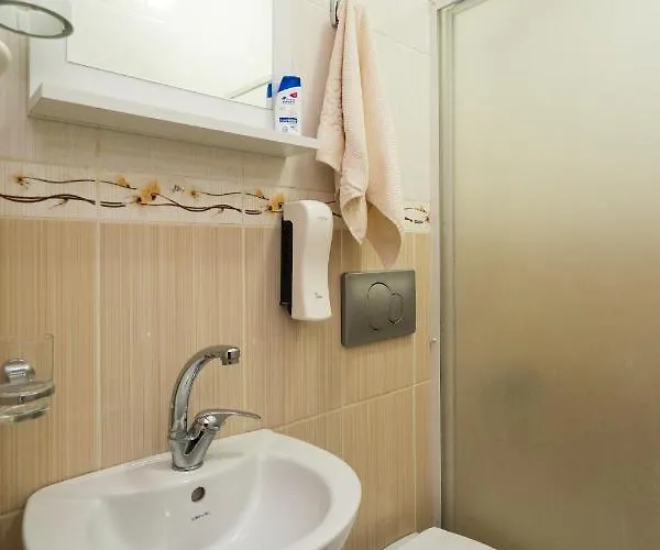 וילה Blue Mosq- Three Storey Detached איסטמבול