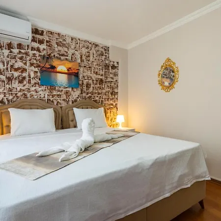 Blue Mosq- Three Storey Detached Villa *