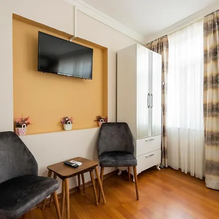 Blue Mosq- Three Storey Detached Villa *