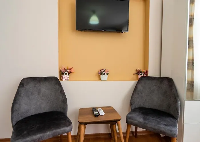 Villa Blue Mosq- Three Storey Detached *