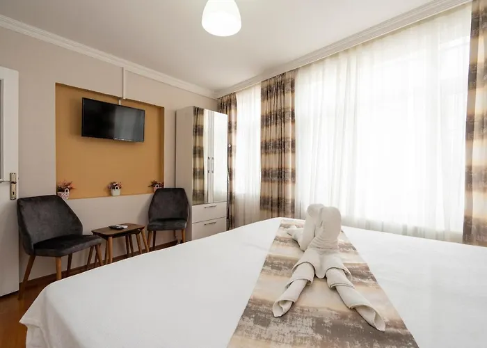 Villa Blue Mosq- Three Storey Detached Istambul