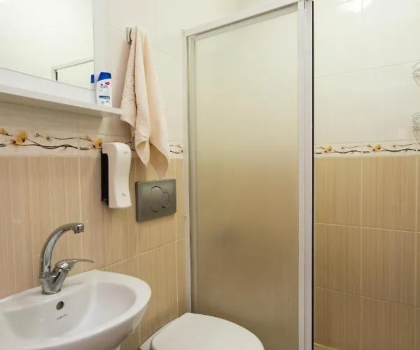 Blue Mosq- Three Storey Detached Villa Istambul