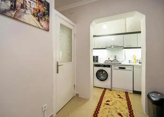 Villa Blue Mosq- Three Storey Detached *