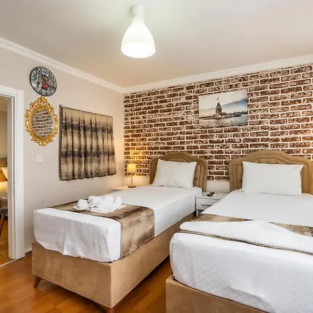 Blue Mosq- Three Storey Detached * Estambul